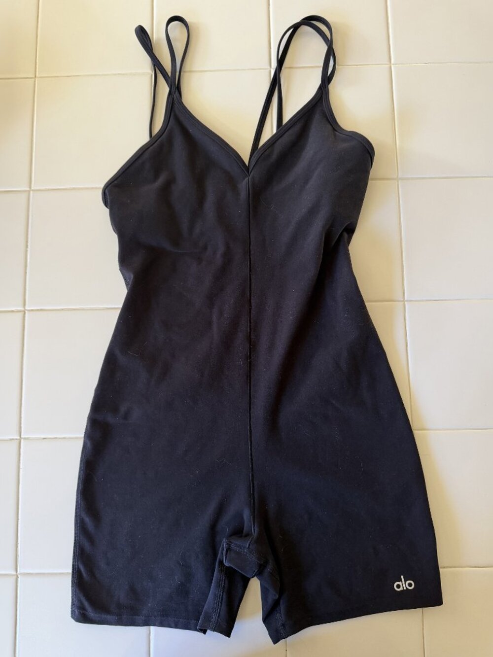 Alo Yoga Alosoft Suns Out Onesie Black Double Strap V-Neck Shorts Romper S